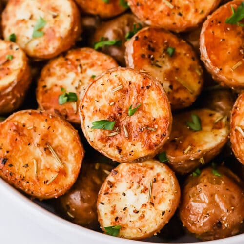 Roasted Red Potatoes {Oven Baked & Crispy!} With Garlic & Rosemary