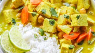 Yellow curry with hot sale tofu and potatoes